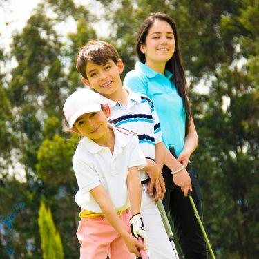 golfing kids